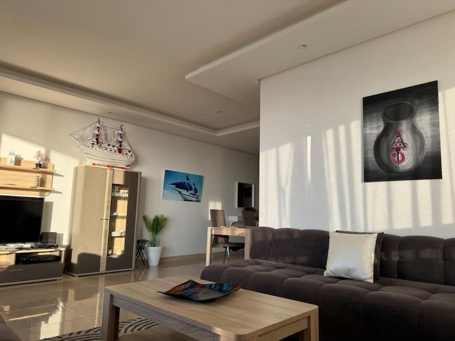 Superbe Appartement Vue Sur Mer 塞尔 外观 照片